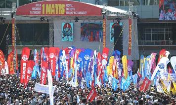 1mayis2012-meydan-taksim-2